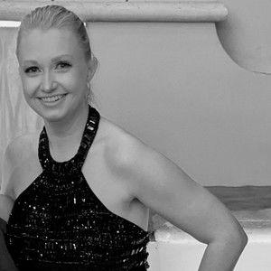 Meet your Posher, Caroline